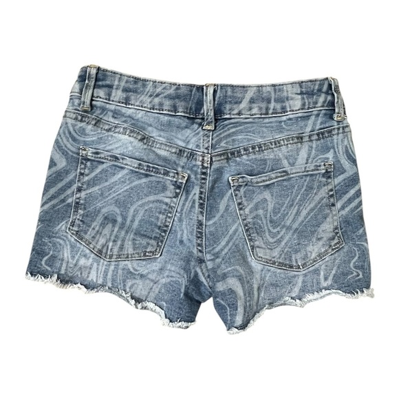 SO Blue Swirl Denim Shorts - Picture 6 of 6